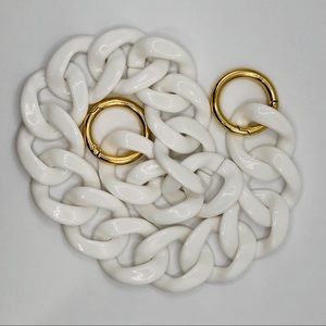 Acrylic chunky chain link bag strap, white links